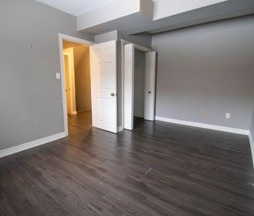 4 Bedroom + Den Full House in St. Catharines!! - Photo 3