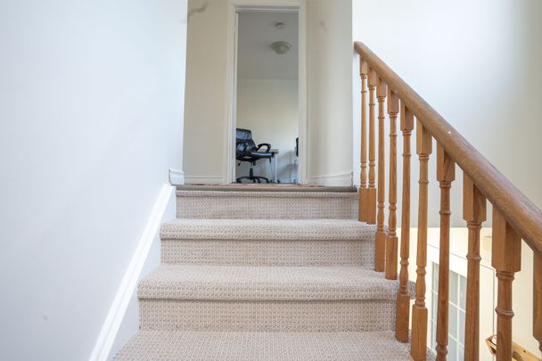 For Lease - 1892 Secretariat Place, Oshawa, Ontario - Photo 1
