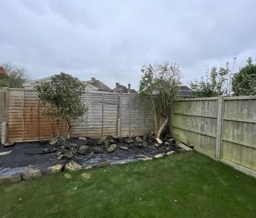 2 bedroom detached bungalow to rent - Photo 5