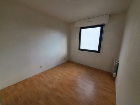 Location Appartement 3 pièces 68m² - Photo 2