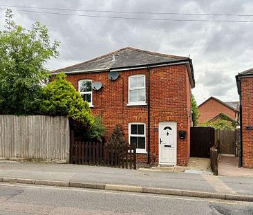 St Johns Road, Hedge End, SO30 - Photo 1