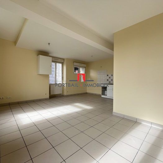 T4 PUGNAC - Photo 1