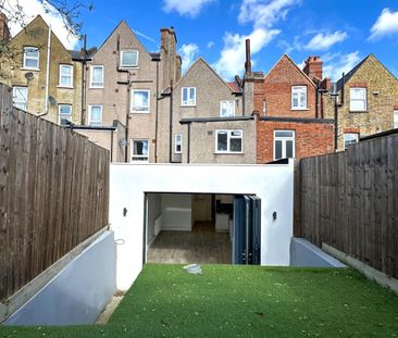 Champion Road, Sydenham, SE26 - Photo 1