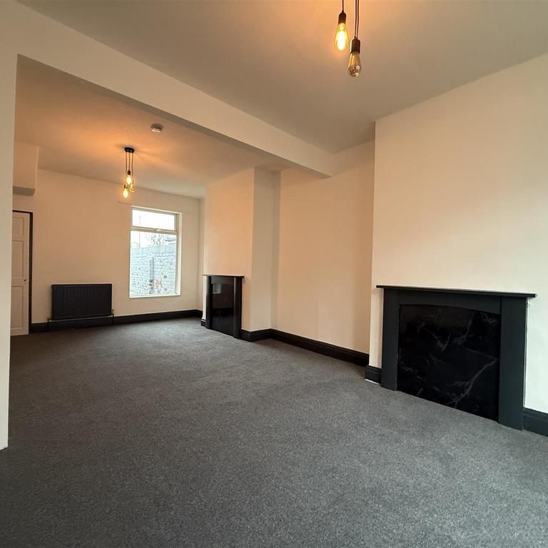 3 bedroom terraced house to rent - Photo 1