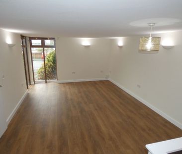 1 bed Apartment - To Let - Photo 1