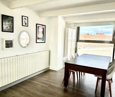 Calle de Huelva, Alcobendas, Community of Madrid 28108 - Photo 4