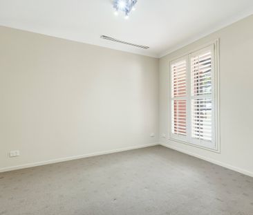 Spacious Family Living with Alfresco Appeal - Photo 5