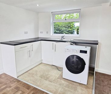 1 bedroom semi-detached house to rent - Photo 3