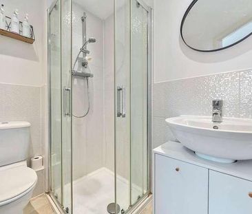 Cowslip Drive, Bishops Cleeve, Cheltenham, Gloucestershire, GL52 - Photo 5