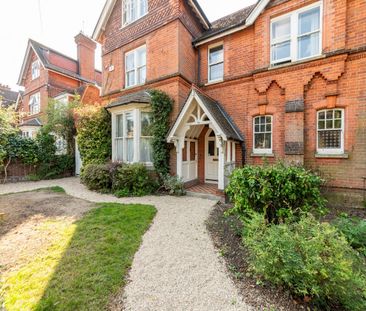 Alexandra Road, Reading, RG1 - Photo 2