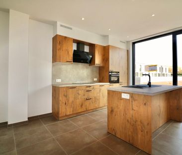 Huis te huur in Sint-Laureins voor € 1.195 met 4 slaapkamers - Foto 1