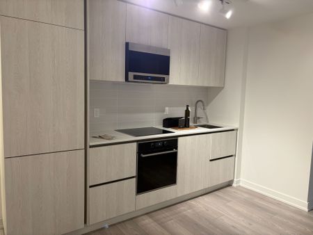 For Lease - 110 Broadway Avenue Unit# 1410N, Toronto, Ontario - Photo 2