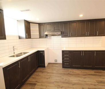 For Lease - 53 Sutherland Avenue, Brampton, Ontario - Photo 6