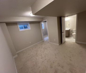 For Lease - 376 Les Emmerson Drive, Barrhaven, Ontario - Photo 6