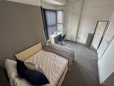 4 bedroom house to rent - Photo 4