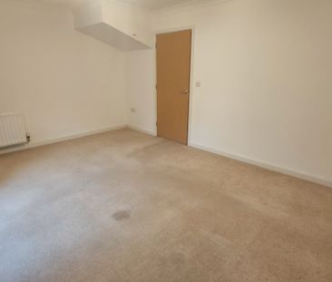 Hornbeam Avenue, Bury St. Edmunds, Red Lodge - Photo 4