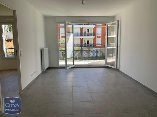 Location Appartement 2 pièces 40m² OZOIR LA FERRIERE 77330 - Photo 1