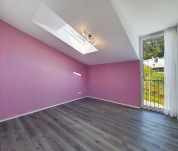 Rare villa jumelle de 4½ pièces d’environ 140m2 sur 3 étages à Cris... - Photo 2