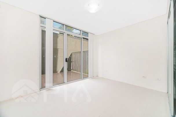 B108/19-21 Church Ave MASCOT - Photo 1