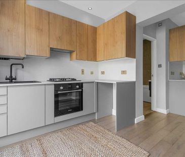 2 bedroom terraced house to rent - Photo 3