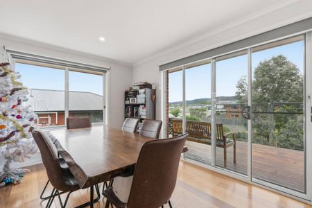 Great Family Home - Photo 3