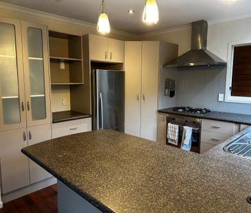 14b Allenby Road, Panmure - Photo 5