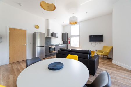 2 bed apartment to rent in Osborne Terrace, Jesmond, NE2 - Photo 4