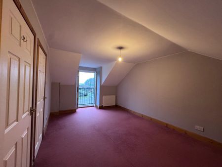 3 bedroom House To Let - Photo 4