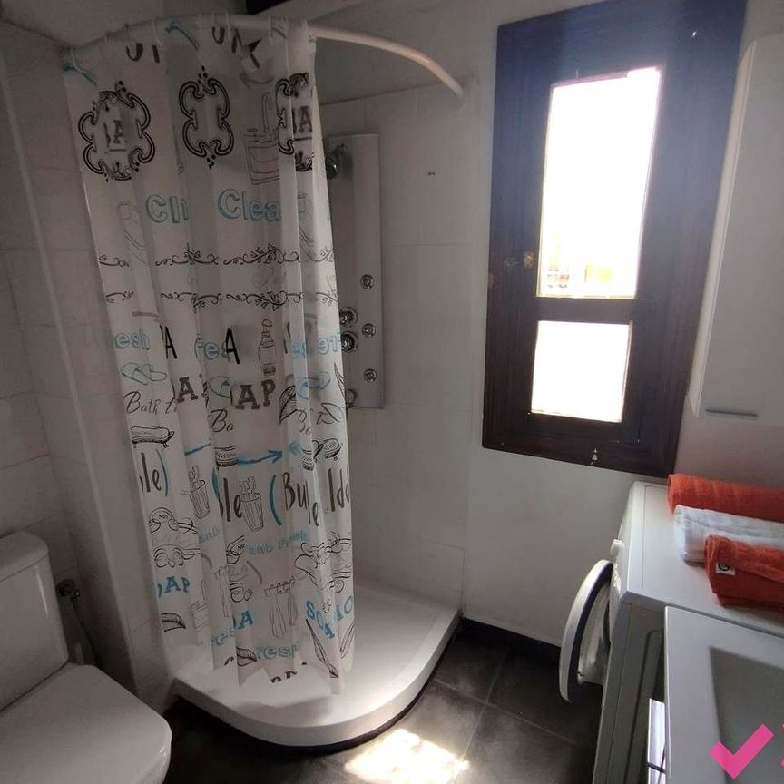 Ático de alquiler en Carrer de Les Salines, 8, El Carme - Photo 1