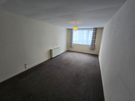 1 bedroom retirement property to rent - Photo 2