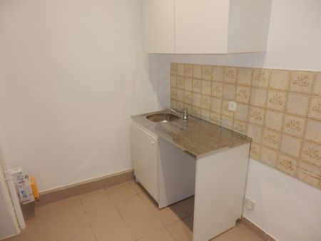 Location Appartement 1 pièce 24m² STRASBOURG 67000 - Photo 2