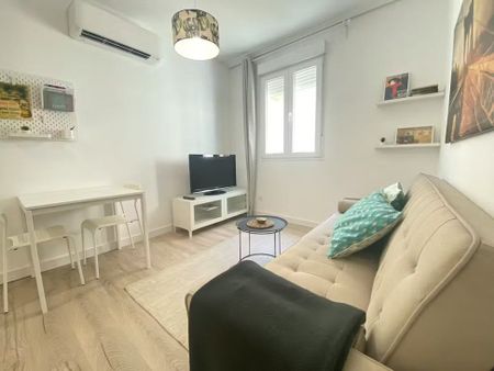 Calle de los Jardines, Madrid, Community of Madrid 28013 - Photo 4