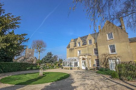 The Old Vicarage, - Photo 2