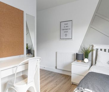 Jessie #61 - Photo 2