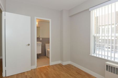 For Lease - 99 Tyndall Avenue Unit# 701, Toronto, Ontario - Photo 3
