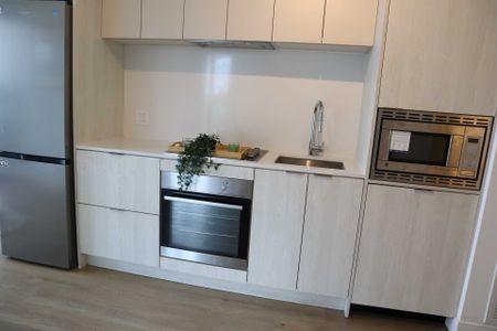 For Lease - 86 Dundas Street Unit# 421, Mississauga, Ontario - Photo 2