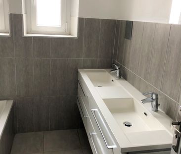 Location Appartement 3 pièces 104m² PONT A MOUSSON 54700 - Photo 2