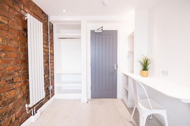 7 bedroom house to rent - Photo 1