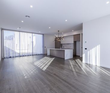 4A Adrienne Crescent, Mount Waverley VIC 3149 - House For Rent | Do... - Photo 4