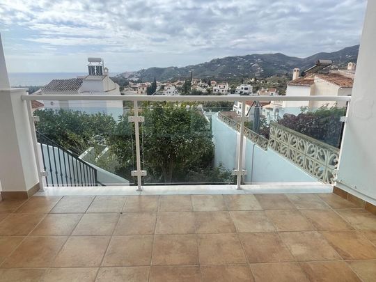 Terraced House | Nerja | €1.400/Month - Photo 1
