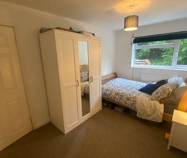 2 Bed Maisonette, Luscombe Close, RG4 - Photo 1