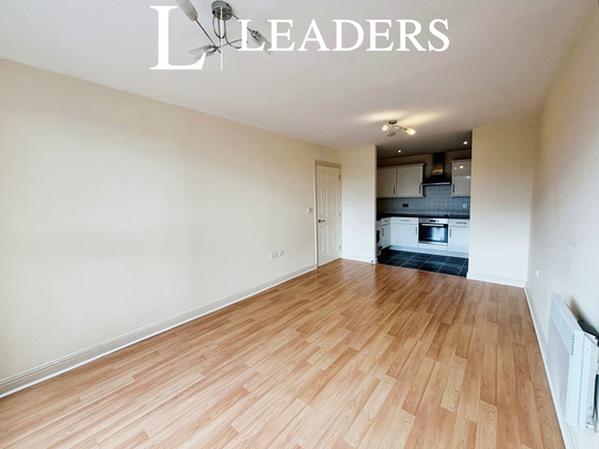 2 bedroom flat to rent Mill Court, Harlow - Photo 1