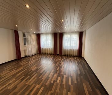 3.5 Zimmerwohnung an zentraler Lage in Altstätten - Photo 1