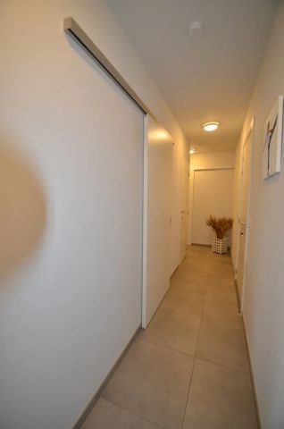 Appartement met 2 slpks en autostandplaats - Photo 4