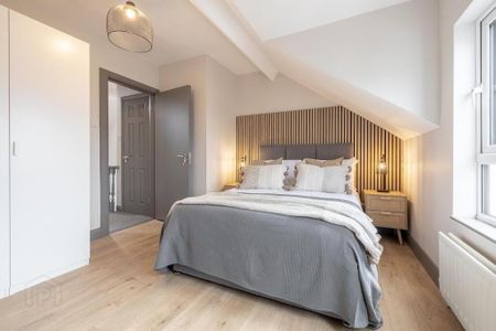 Room 5, 57 Ballygomartin Road, Belfast, BT13 3LB - Photo 3