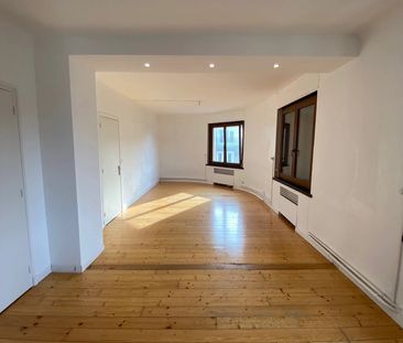 Location Appartement 2 pièces 55m² BOULOGNE SUR MER 62200 - Photo 1