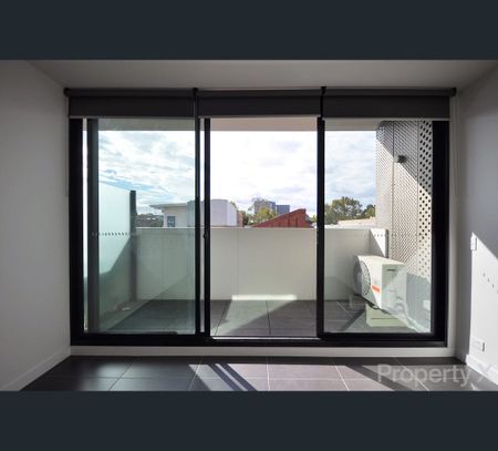 105/145 Roden Street, West Melbourne, Vic 3003 - Photo 2