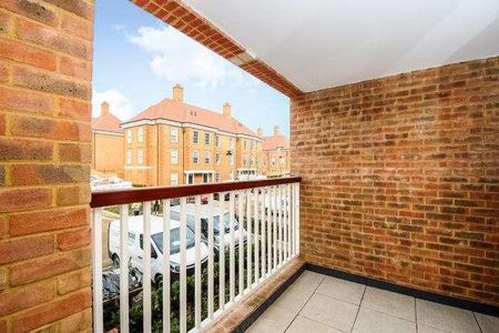 Ashridge Close, Finchley, N3 - Photo 3