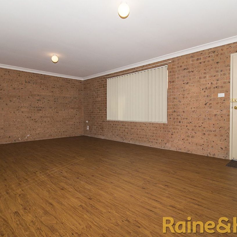 2/10 Marsden Street, Dubbo, NSW 2830 - Photo 1