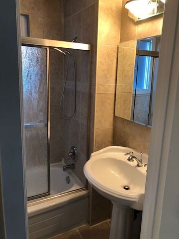 For Lease - 647 Vaughan Road Unit# A2, Toronto, Ontario - Photo 2